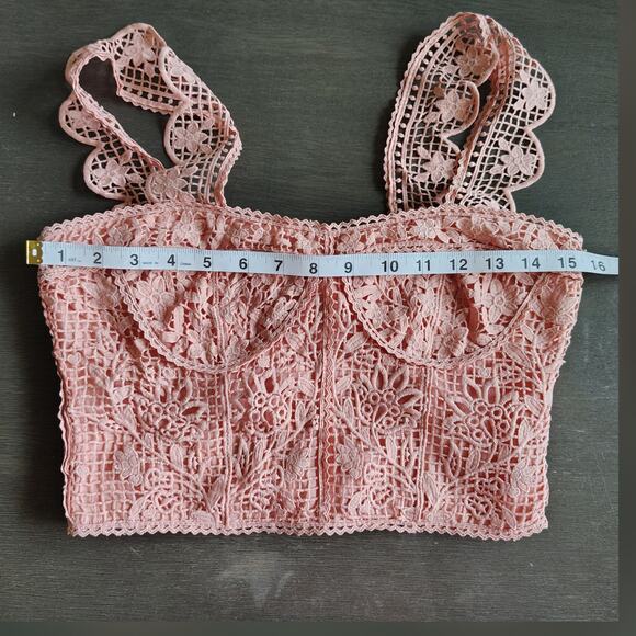 Farm Rio Guipure Lace Crop Top Light Pink Size XS - Picture 7 of 16
